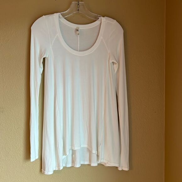 EUC Free People long sleeve ribbed knit top S - Picture 1 of 6
